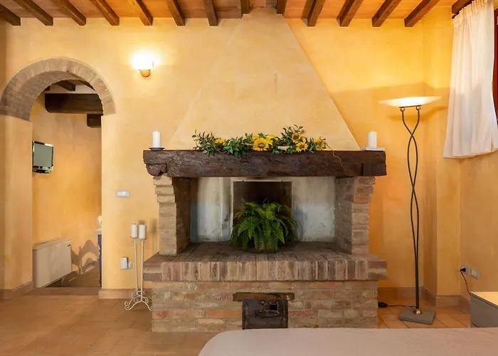 Borgo Mommialla Casa Dell'Artista